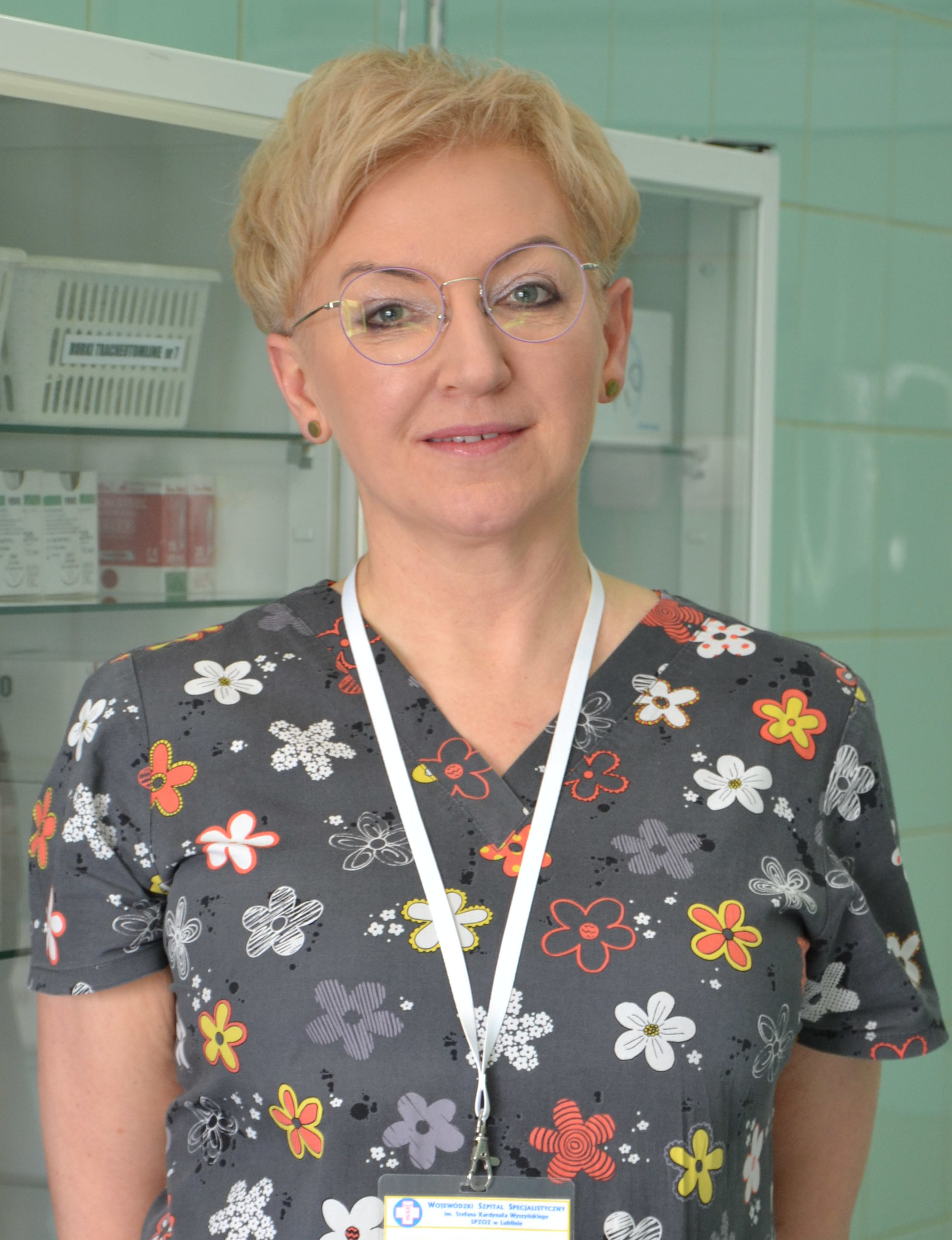 p.o. Pielęgniarka Oddziałowa - mgr Anna Stylińska - specjalista w dziedzinie pielęgniarstwa anestezjologicznego i intensywnej opieki