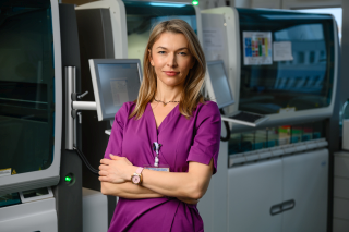 • Kierownik Zakładu: dr n. farm. Magdalena Hałabiś-Kalinowska, EMBA – specjalista laboratoryjnej diagnostyki medycznej
